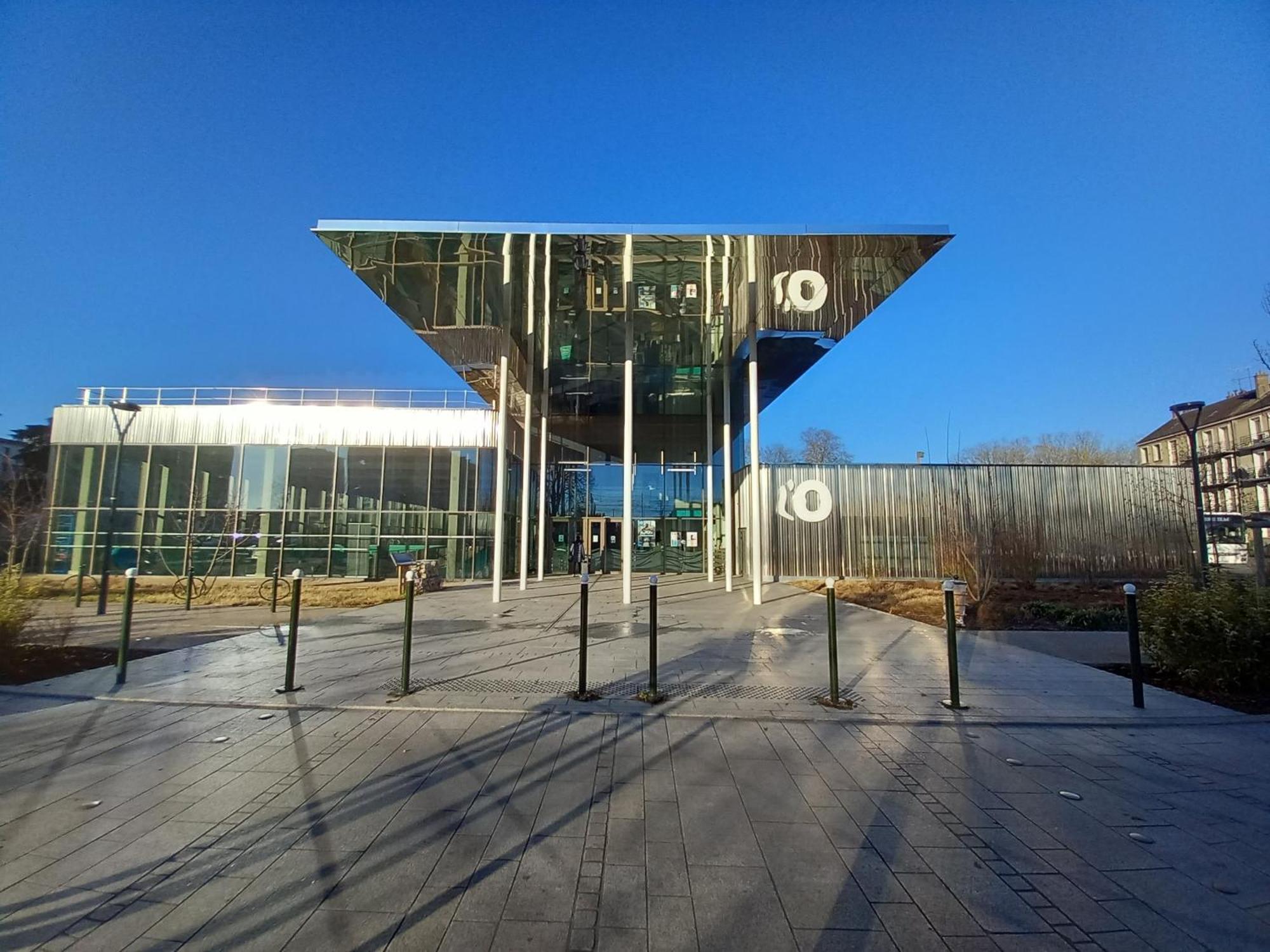 Ferienwohnung T3 57M2 Avec Balcon Proche Gare Sncf, Wifi Et Cafe Et The Offerts Orléans Exterior foto
