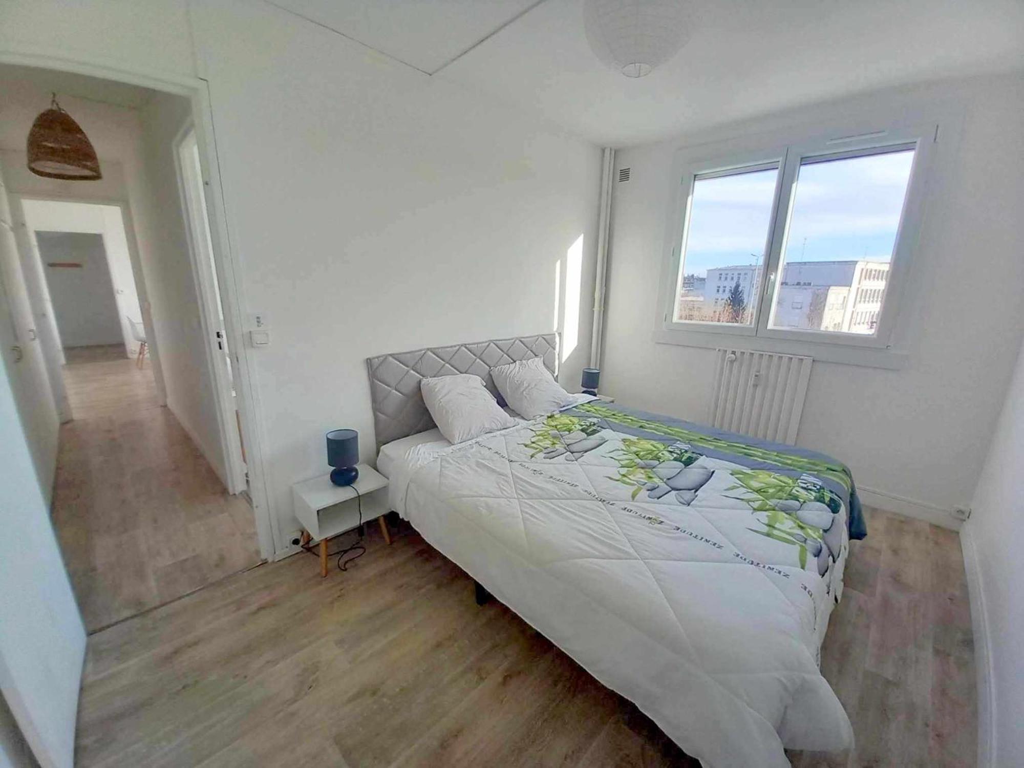 Ferienwohnung T3 57M2 Avec Balcon Proche Gare Sncf, Wifi Et Cafe Et The Offerts Orléans Exterior foto