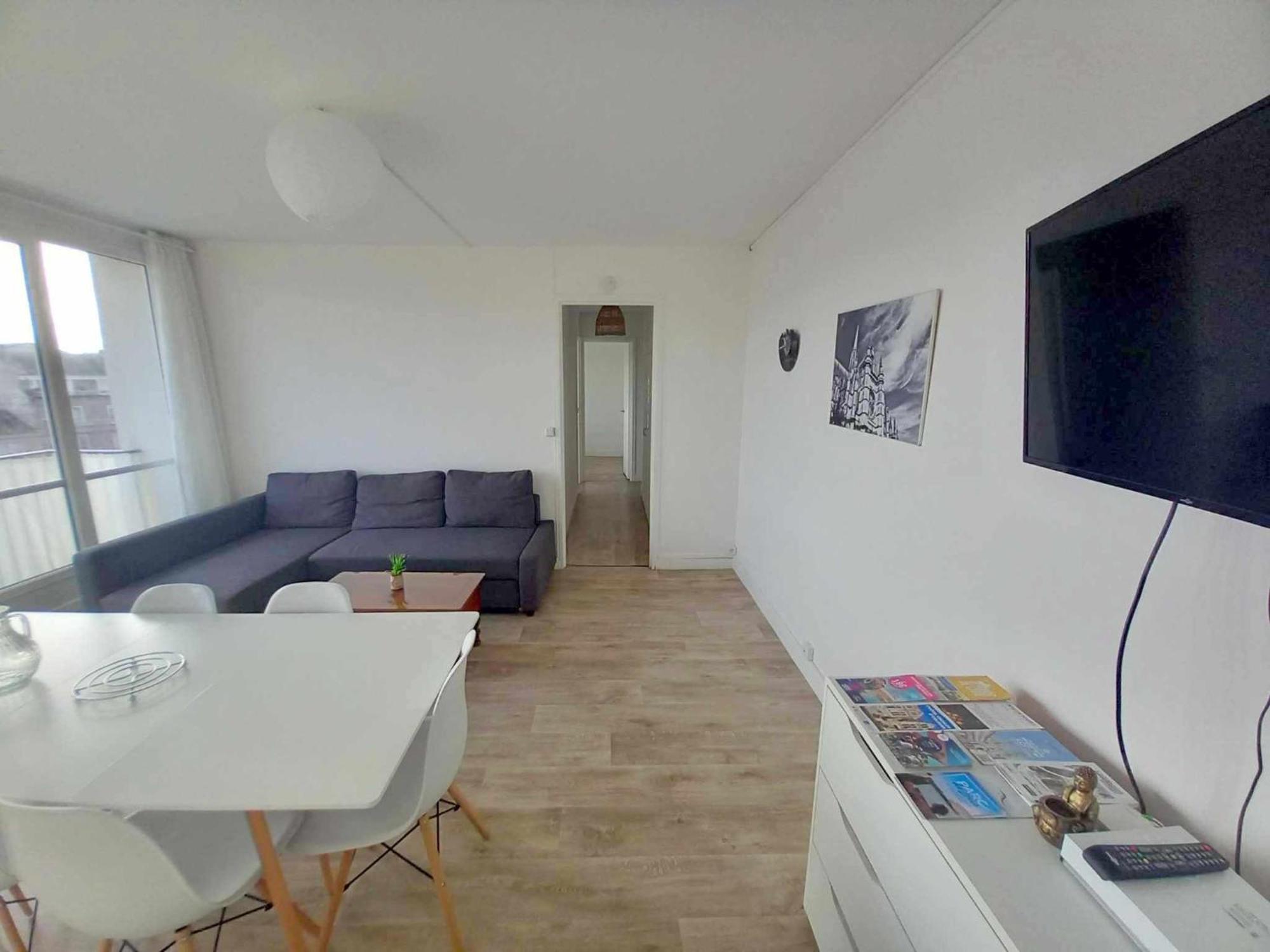 Ferienwohnung T3 57M2 Avec Balcon Proche Gare Sncf, Wifi Et Cafe Et The Offerts Orléans Exterior foto
