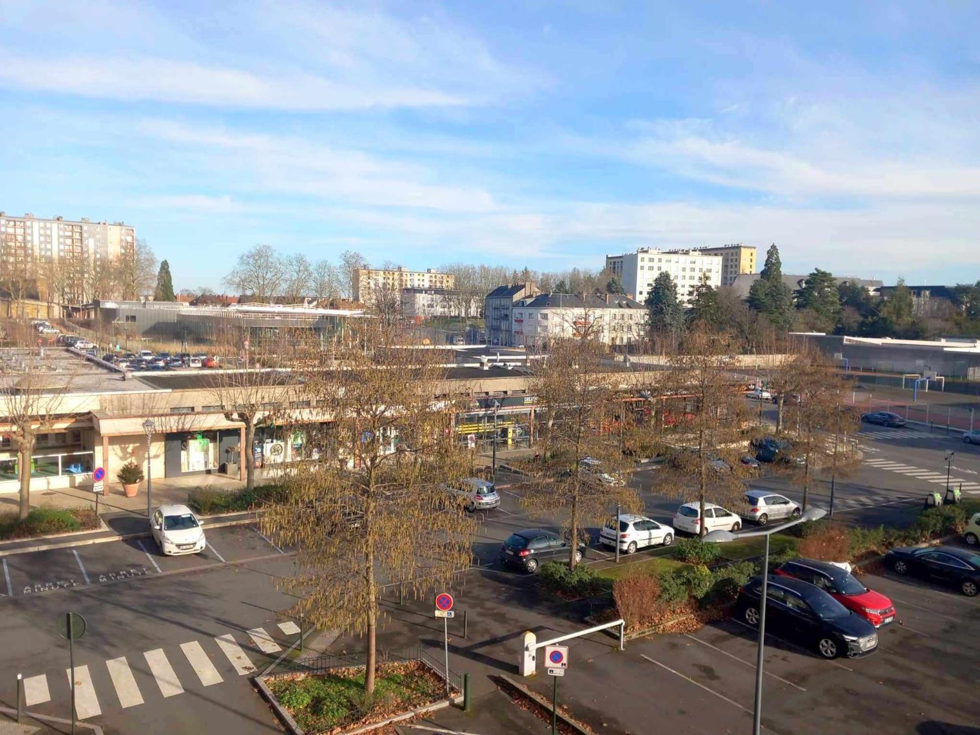 Ferienwohnung T3 57M2 Avec Balcon Proche Gare Sncf, Wifi Et Cafe Et The Offerts Orléans Exterior foto